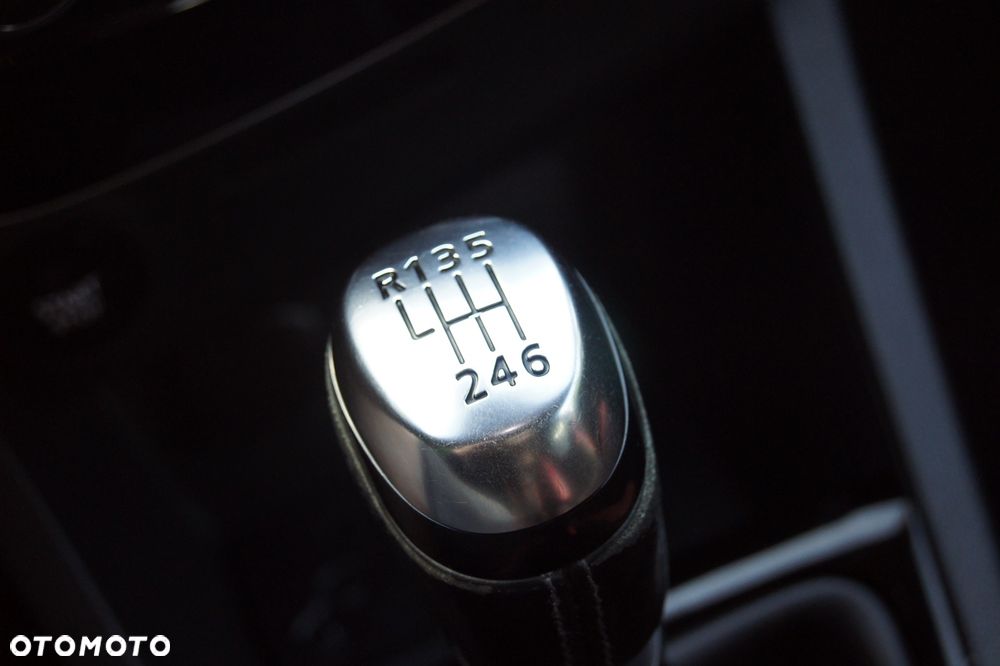 Renault Clio Energy dCi 110 Start & Stop INTENS - 22