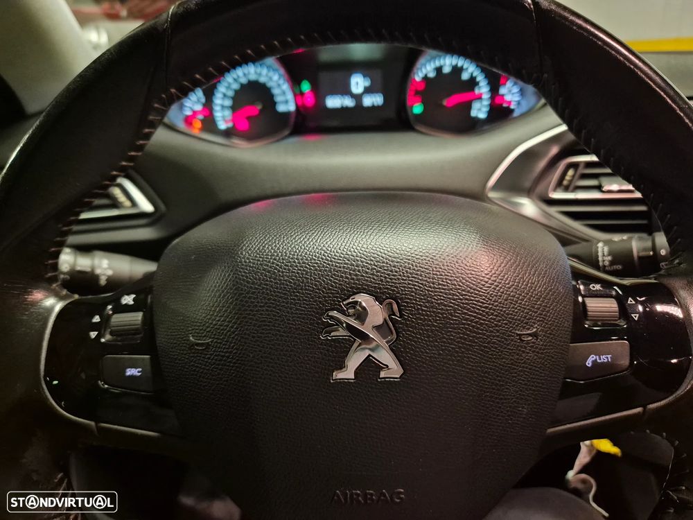 Peugeot 308 SW 1.6 BlueHDi Active J17 - 30