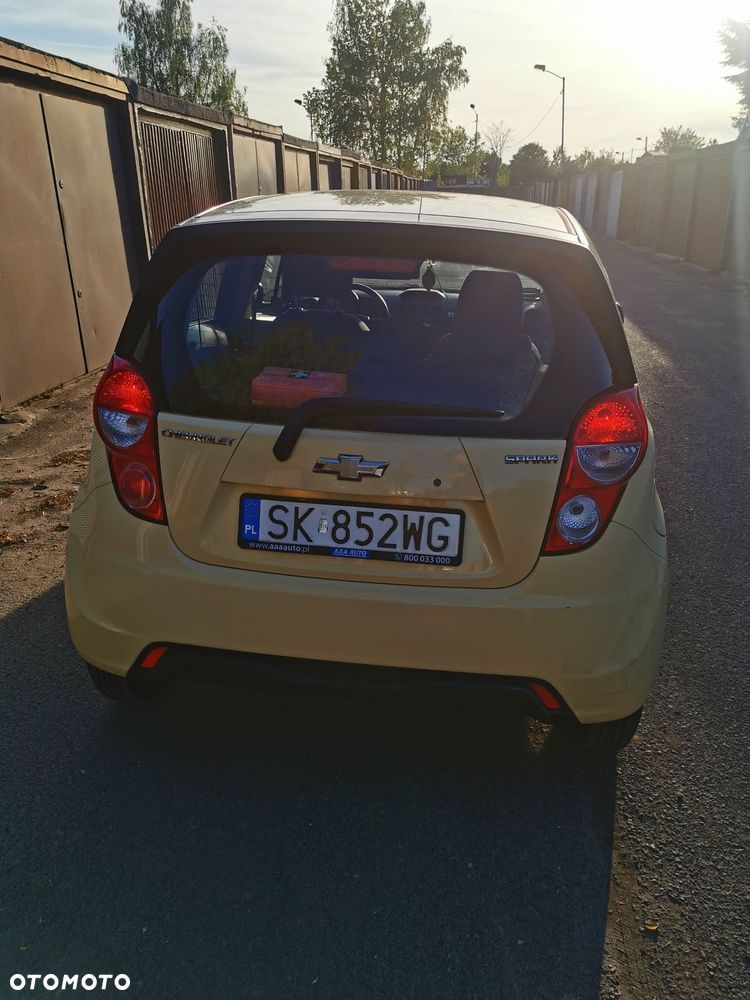 Chevrolet Spark 1.0 Base - 2