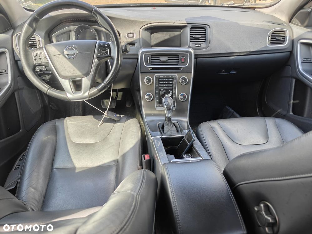 Volvo S60 T5 Geartronic Momentum - 5