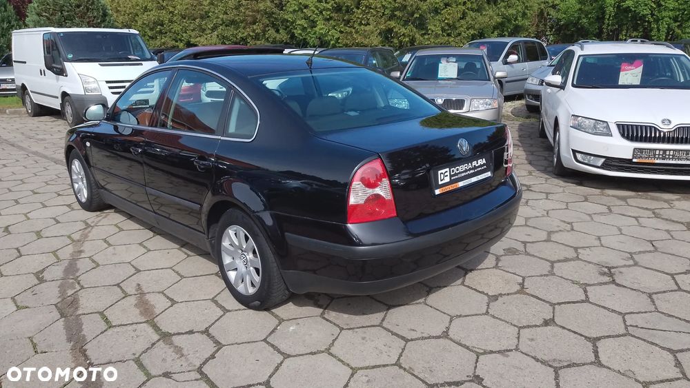 Volkswagen Passat 2.0 Exclusive - 3