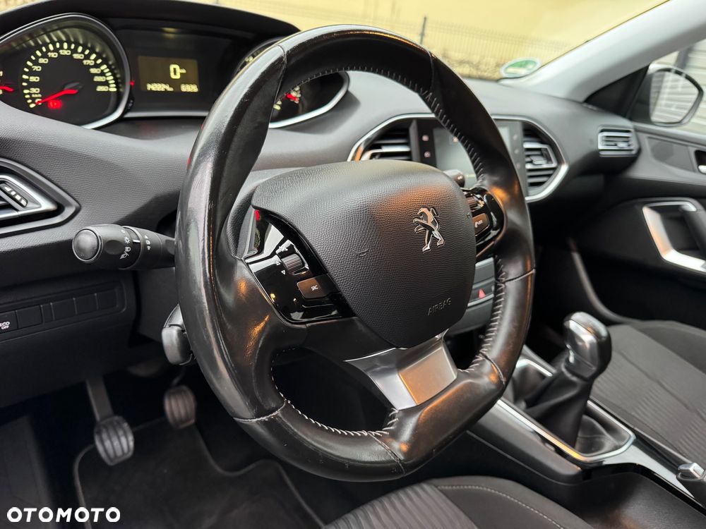 Peugeot 308 SW HDi FAP 110 (Blue Lion) Business Line Niveau 1 - 24