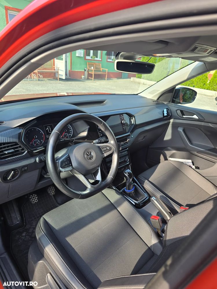 Volkswagen T-Cross - 5