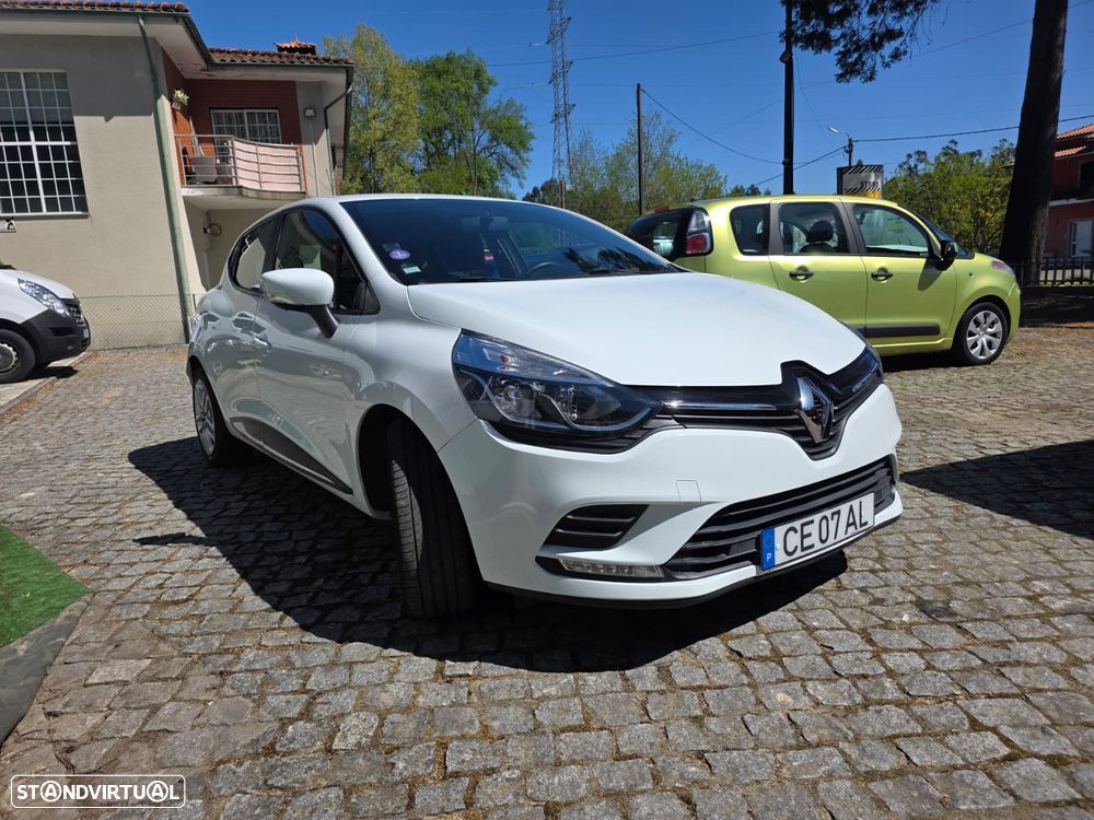 Renault Clio 1.2 16V 75 Dynamique - 2