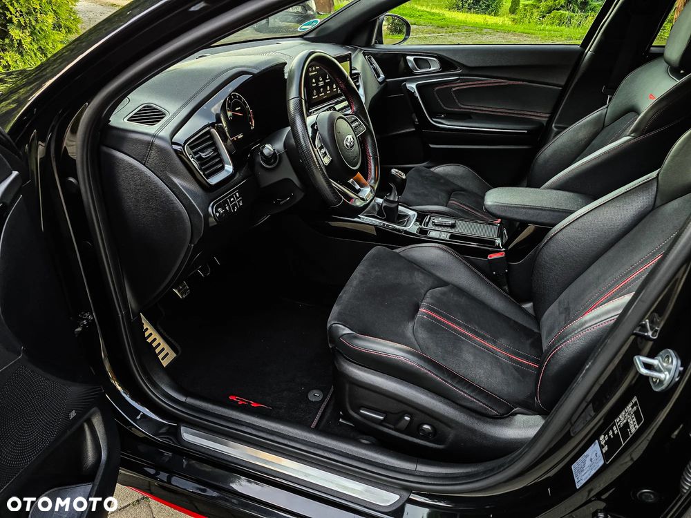 Kia ProCeed 1.6 T-GDI OPF GT - 28