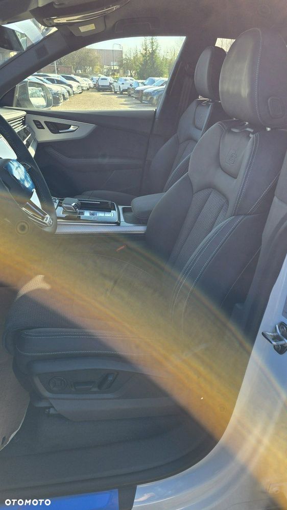 Audi SQ8 TFSI Quattro Tiptronic - 8