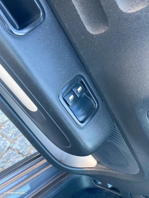 Citroën C3 1.5 BlueHDi Shine - 25