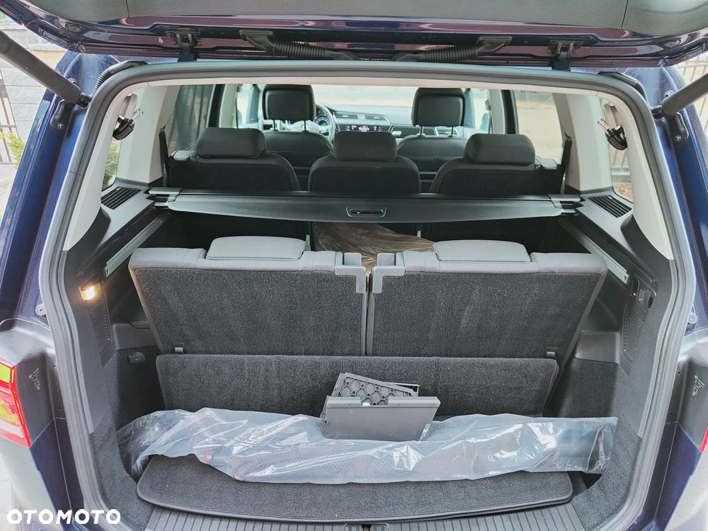 Volkswagen Touran 2.0 TDI SCR DSG Highline - 8