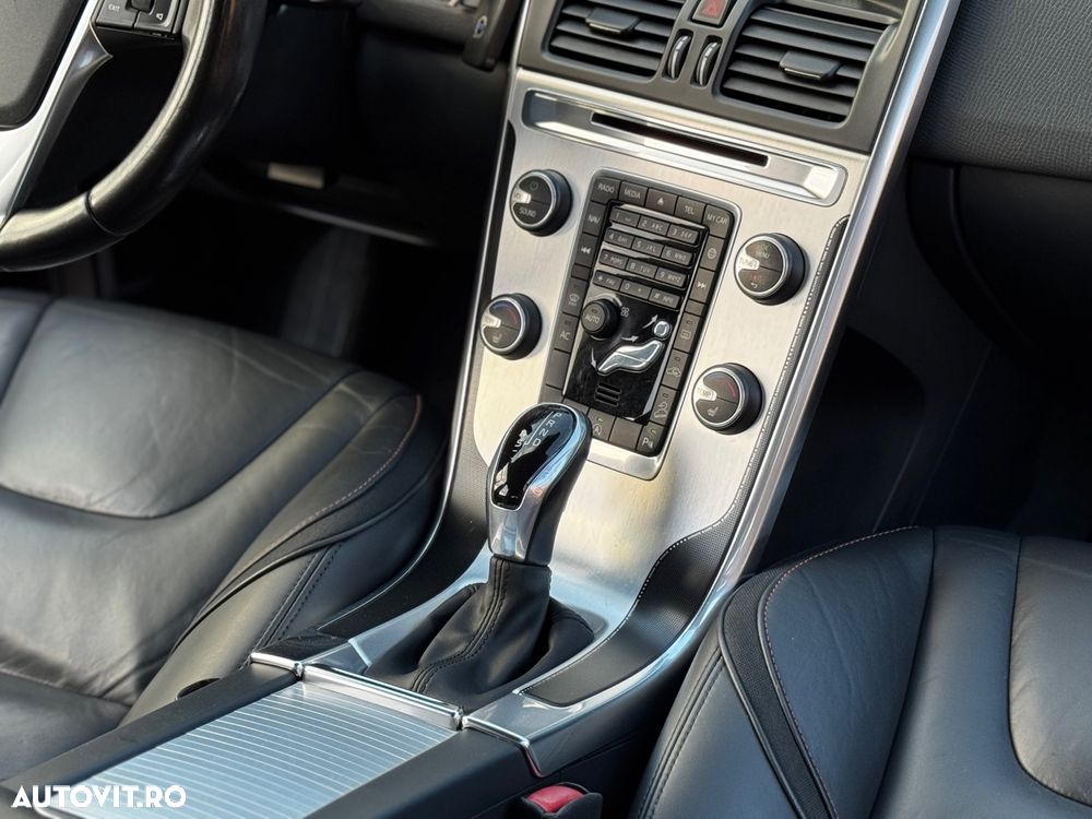 Volvo XC 60 D5 AWD Geartronic Linje Inscription - 18