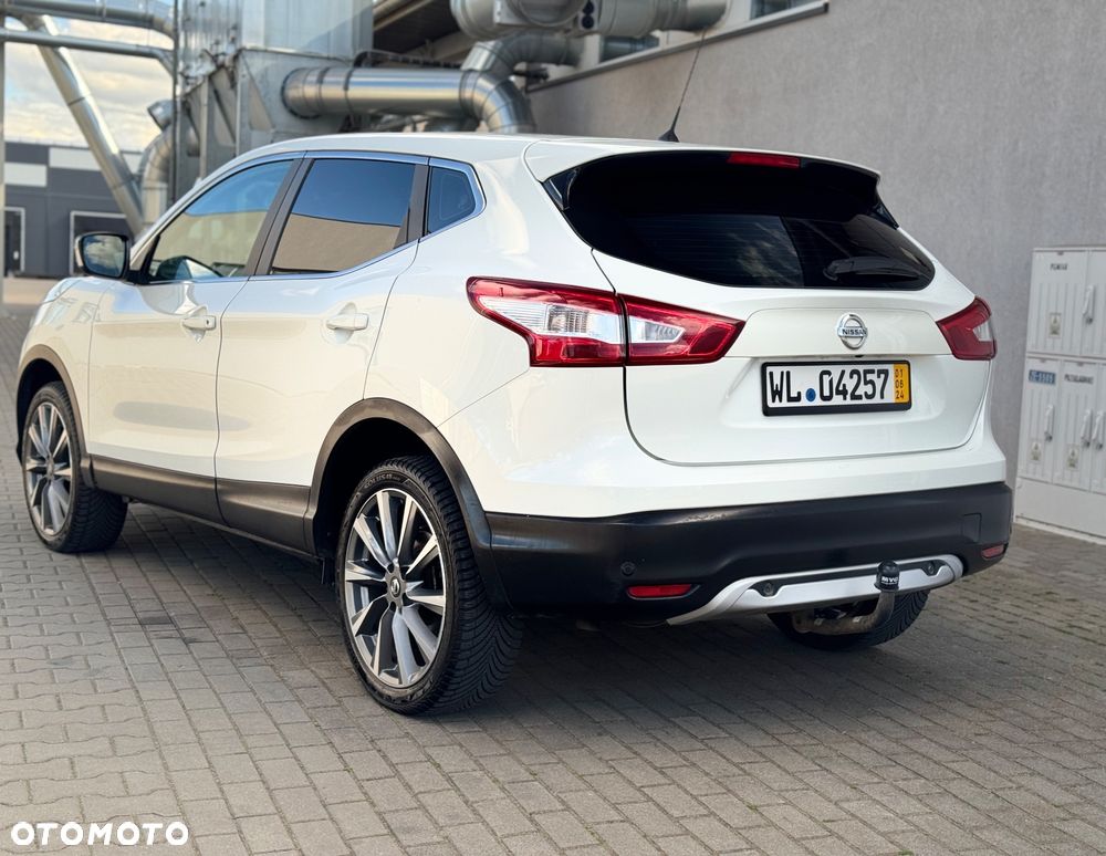 Nissan Qashqai - 10