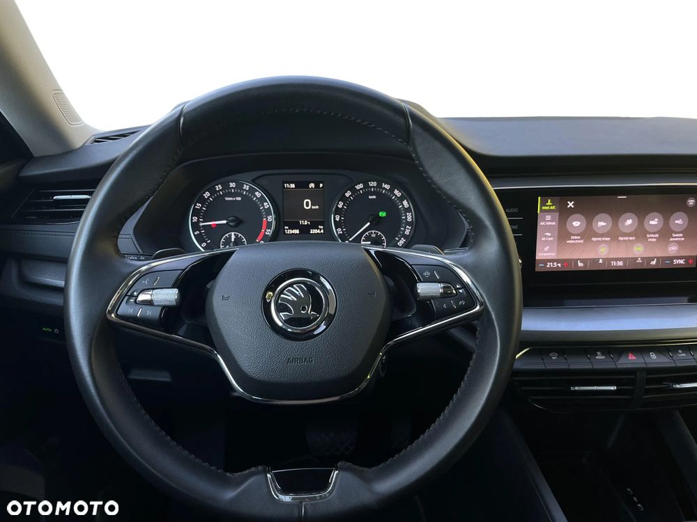 Skoda Octavia 2.0 TDI Ambition DSG - 14