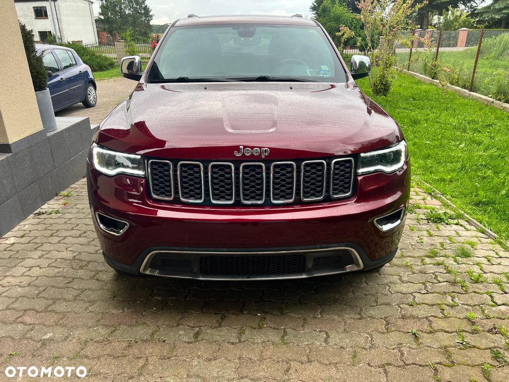 Jeep Grand Cherokee - 16