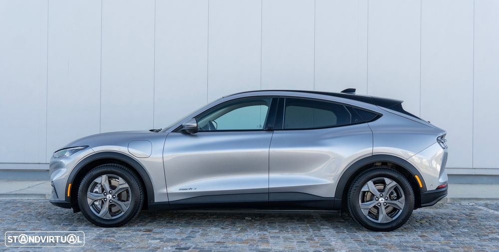 Ford Mustang Mach-E 75.7 kWh Premium AWD - 8