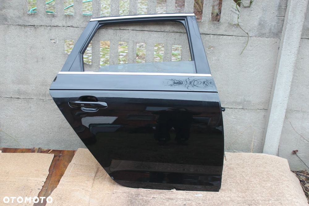 DRZWI TYLNE PRAWE AUDI A4 B9 AVANT LY9T 2017