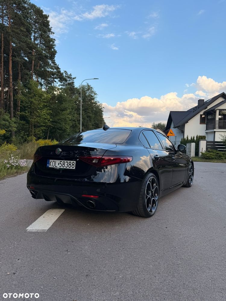 Alfa Romeo Stelvio 2.0 Turbo 16V AT8-Q4 Ti - 10
