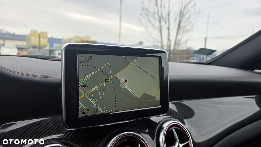 Mercedes-Benz CLA - 14