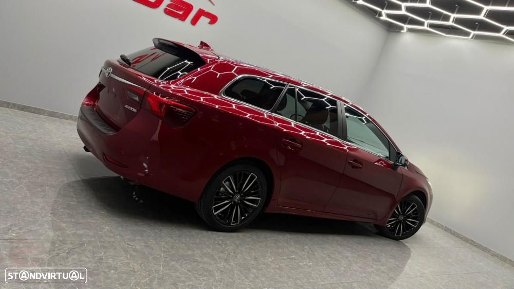 Toyota Avensis Touring Sports 2.0 D-4D Exclusive+GPS - 44