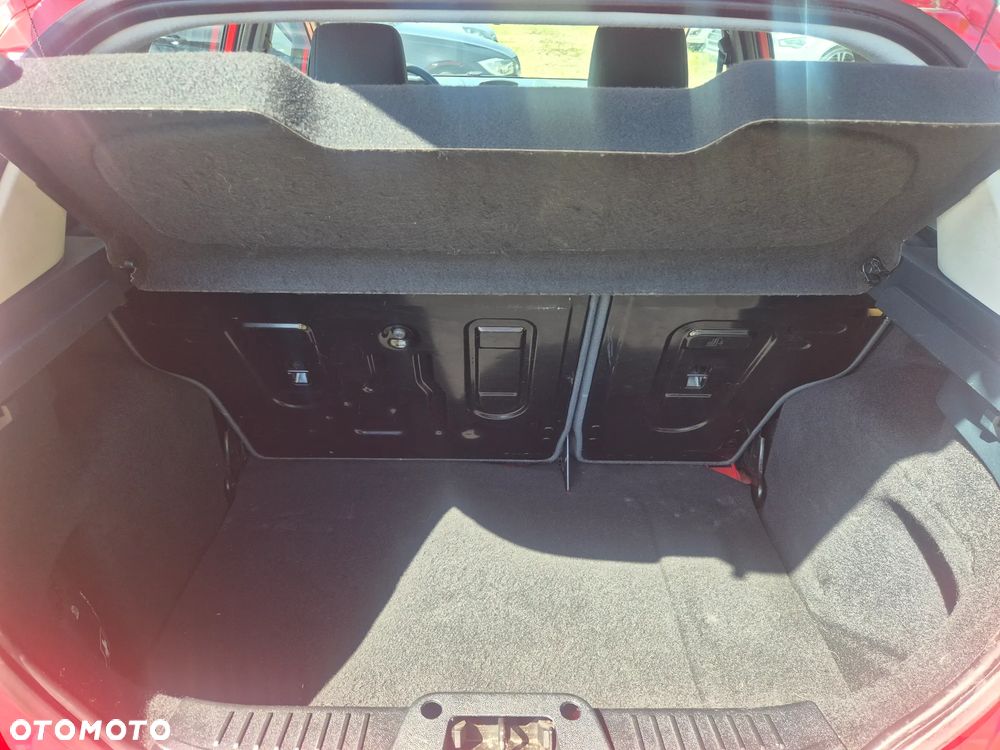 Ford Fiesta 1.25 Viva - 11