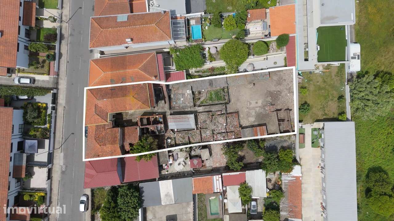 Oportunidade de Investimento com Terreno e Potencial de Reabilitação | - Grande imagem: 2/11