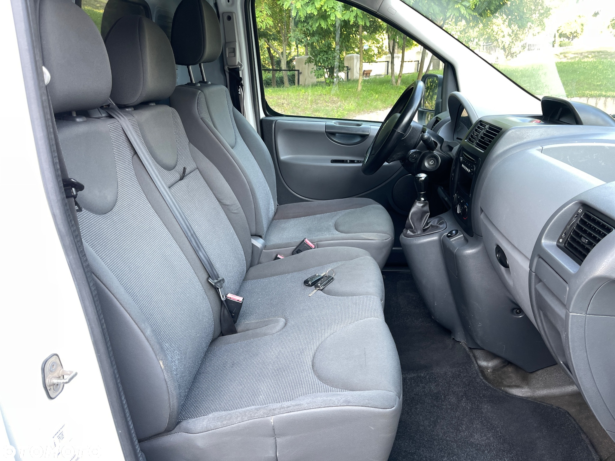 Peugeot EXPERT - 21