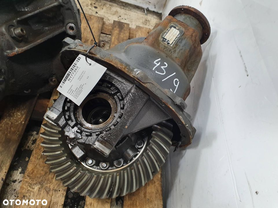 WKŁAD MOSTU TYŁ MERCEDES ATEGO 1217 43/9 - 4