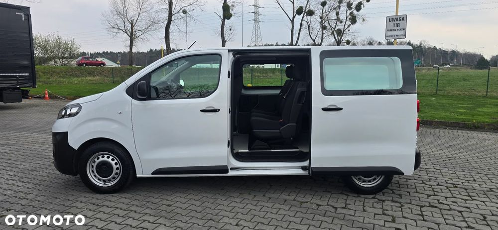 Opel Vivaro - 9