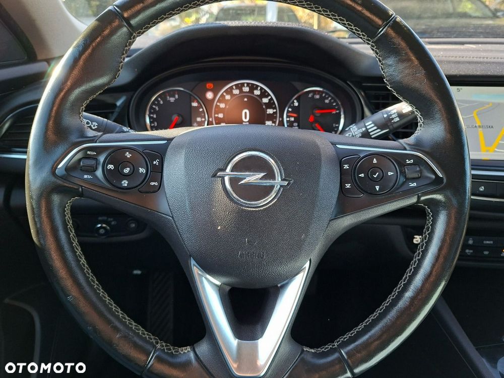 Opel Insignia 1.5 T Innovation S&S - 17