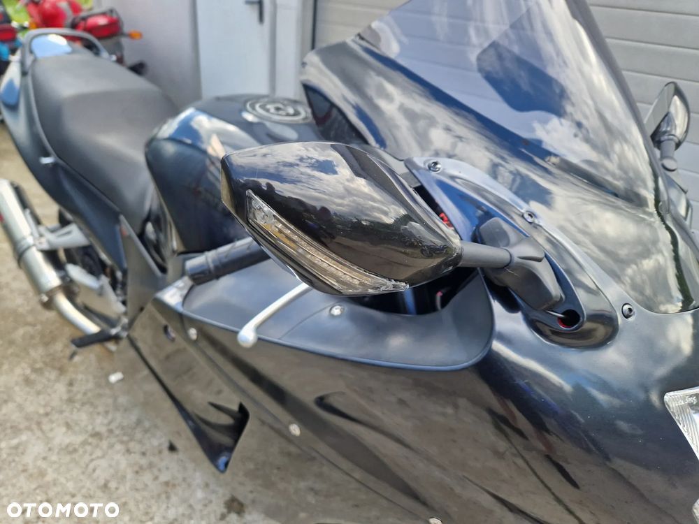 Honda CBR - 15