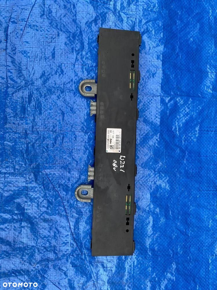 Mercedes W221 Moduł Sterownik Antena Wzmacniacz Anteny A2218208089 - 4
