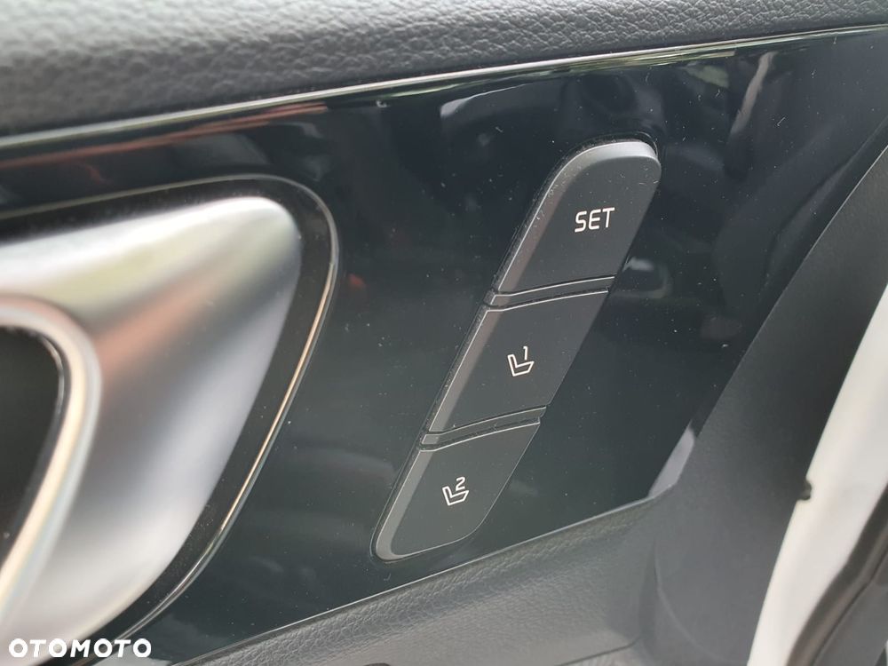 Kia ProCeed 1.6 T-GDI GT - 12