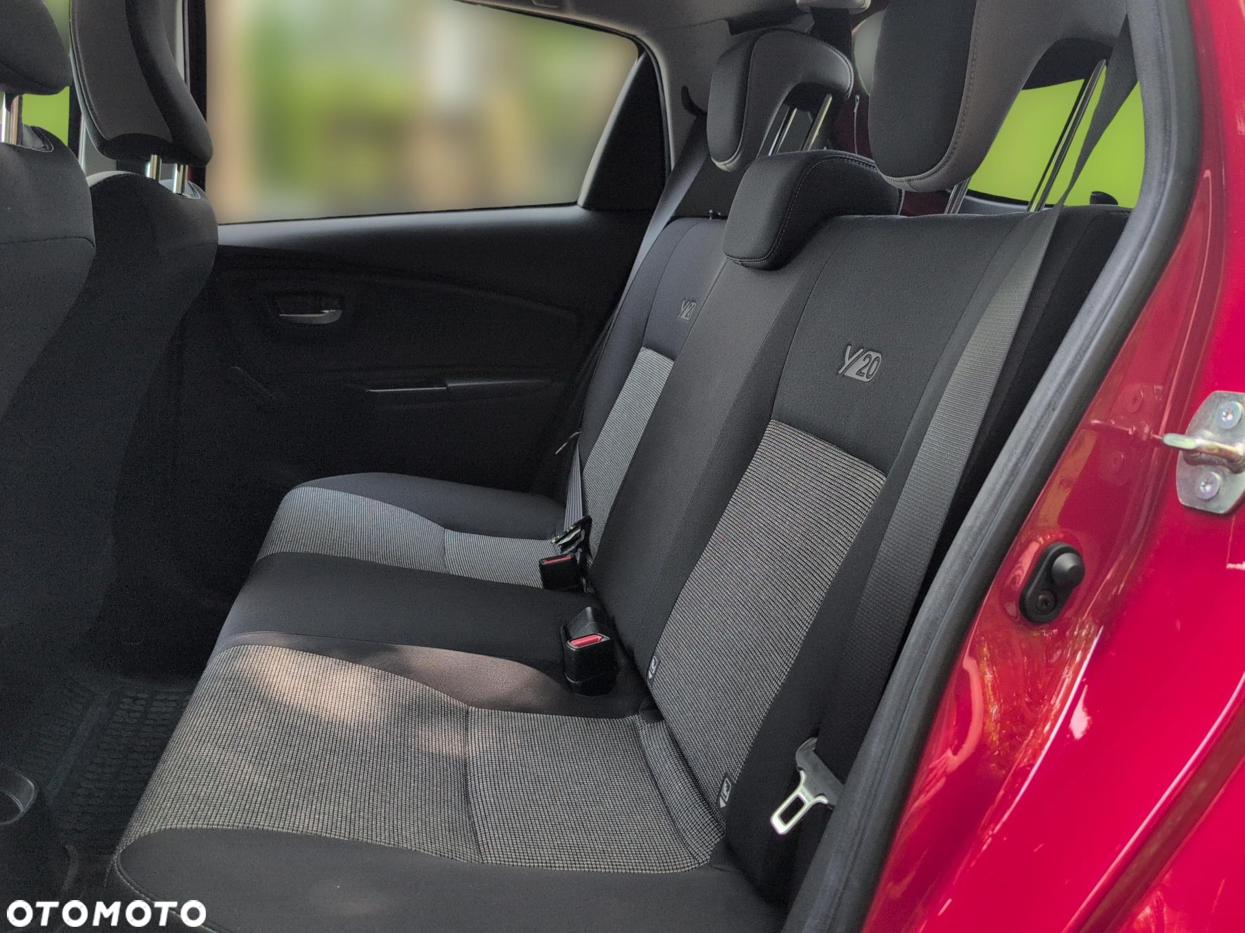 Toyota Yaris - 14