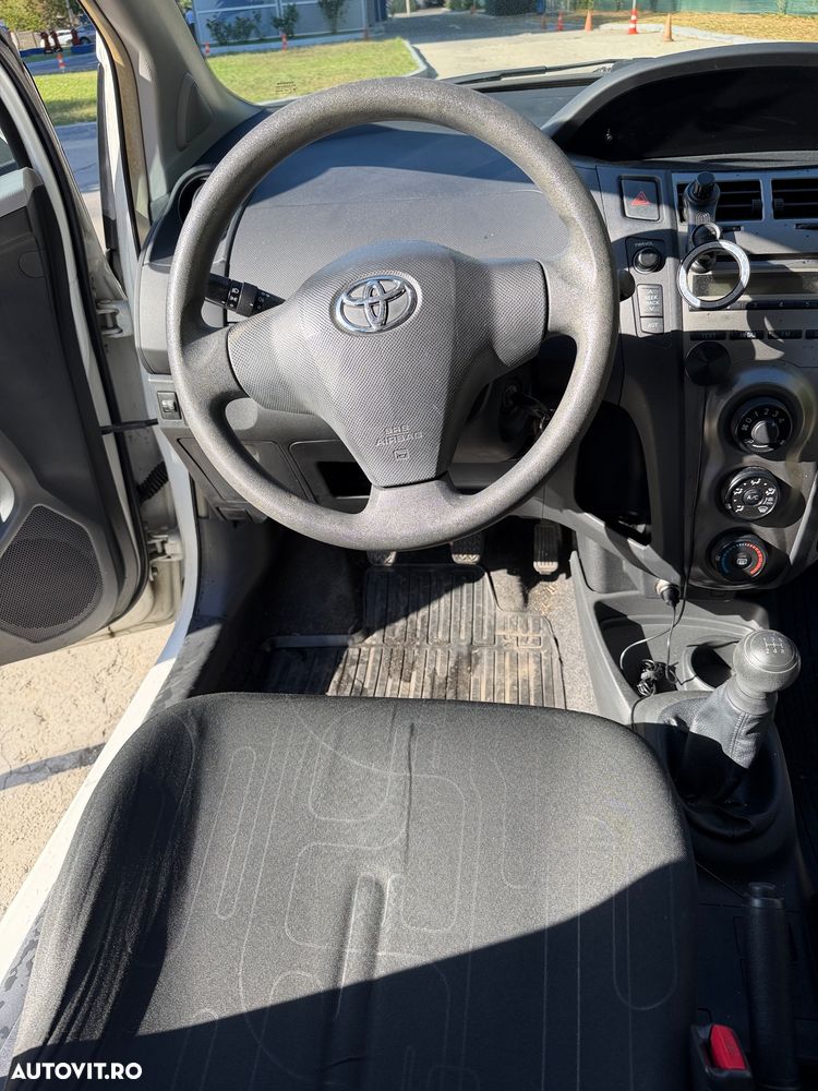 Toyota Yaris 1.0 VVT-i Terra - 14