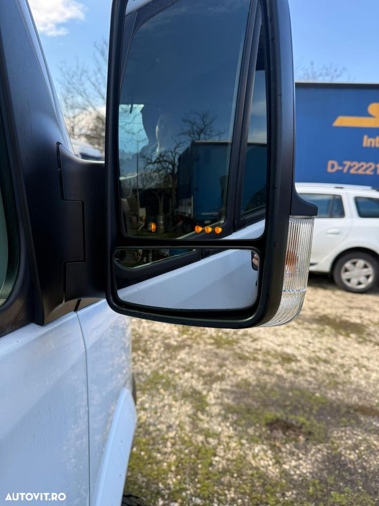Mercedes-Benz Sprinter - 8