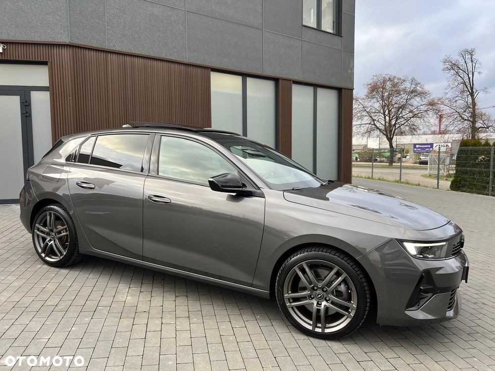 Opel Astra 1.6 T Plug-in Hybrid Ultimate - 1
