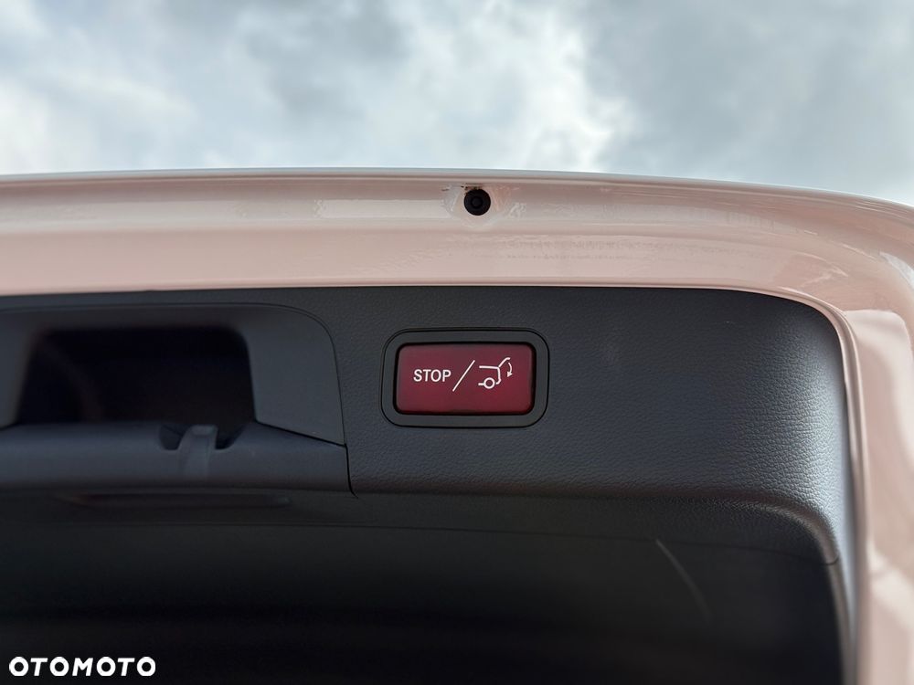 Mercedes-Benz GLC 220 d 4Matic 9G-TRONIC AMG Line Plus - 15