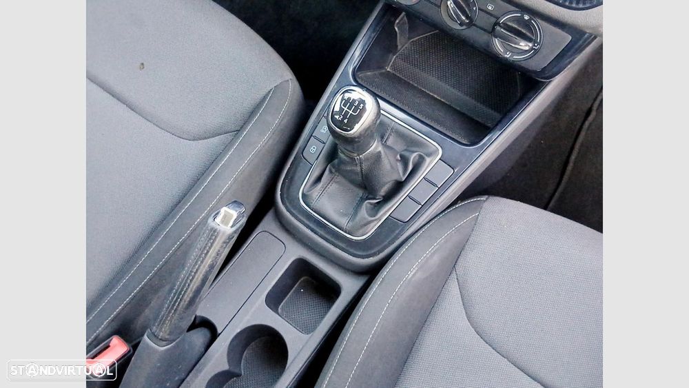 Skoda Fabia 1.0 MPI Ambition - 23