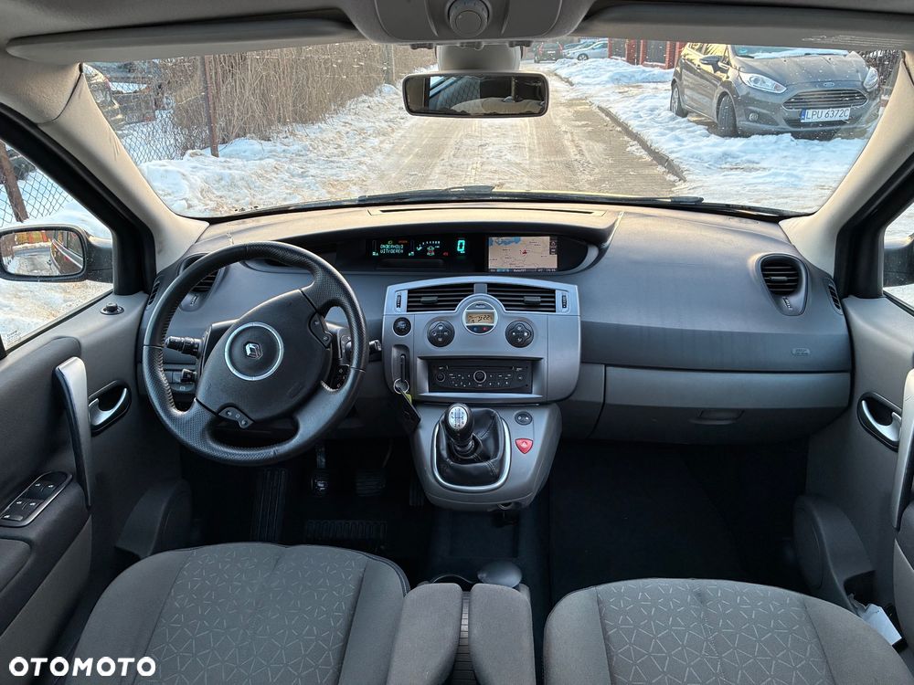 Renault Scenic 1.6 16V 110 Authentique - 12