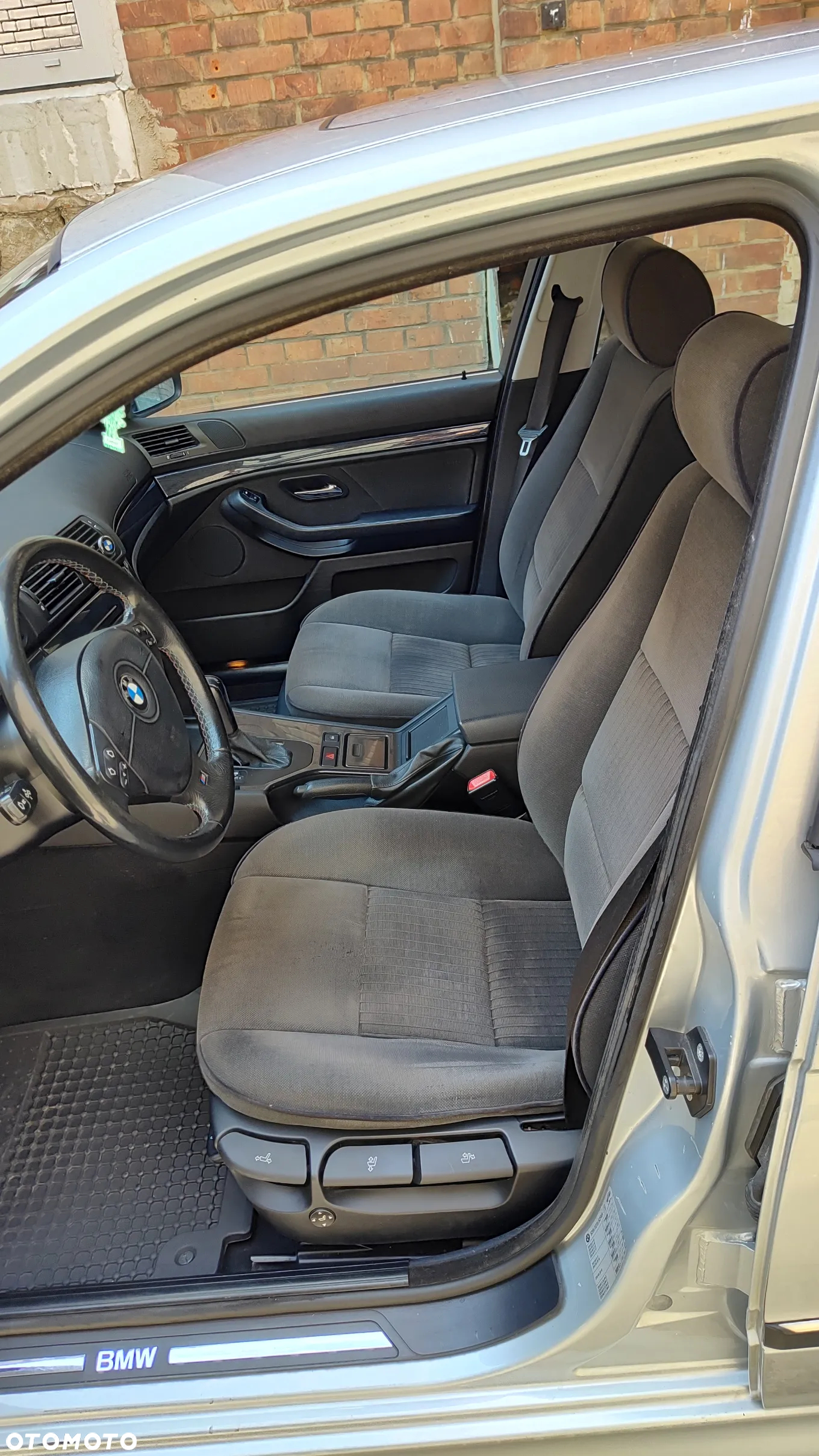 BMW Seria 5 520i - 22