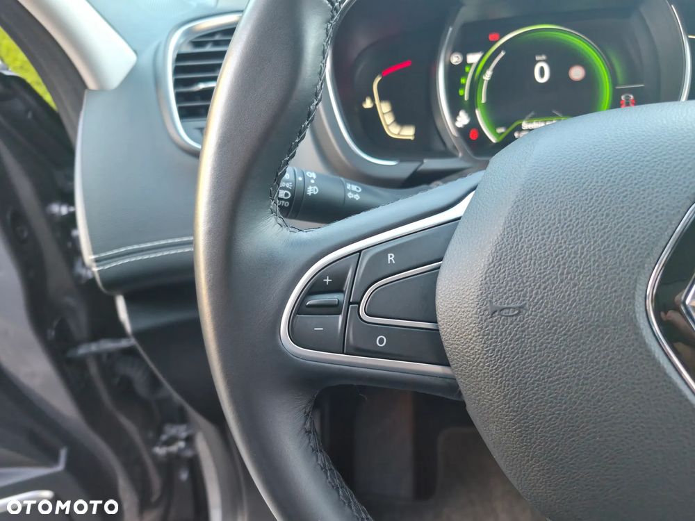 Renault Scenic TCe 140 GPF EDC BOSE EDITION - 33