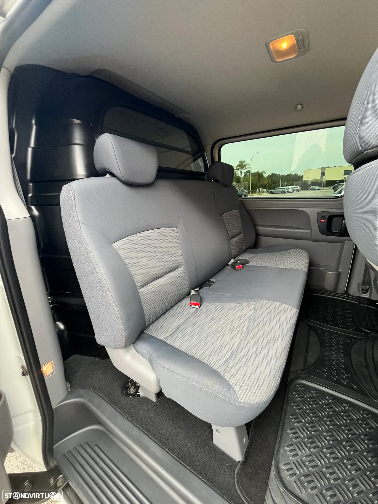 Hyundai H-1 Starex H1 2.5 CRDi - 20