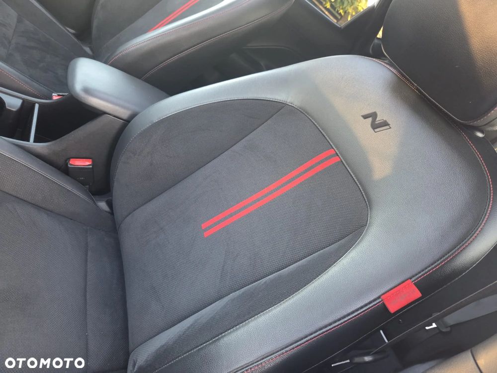 Hyundai Kona 1.6 T-GDI DCT 4WD N Line - 36