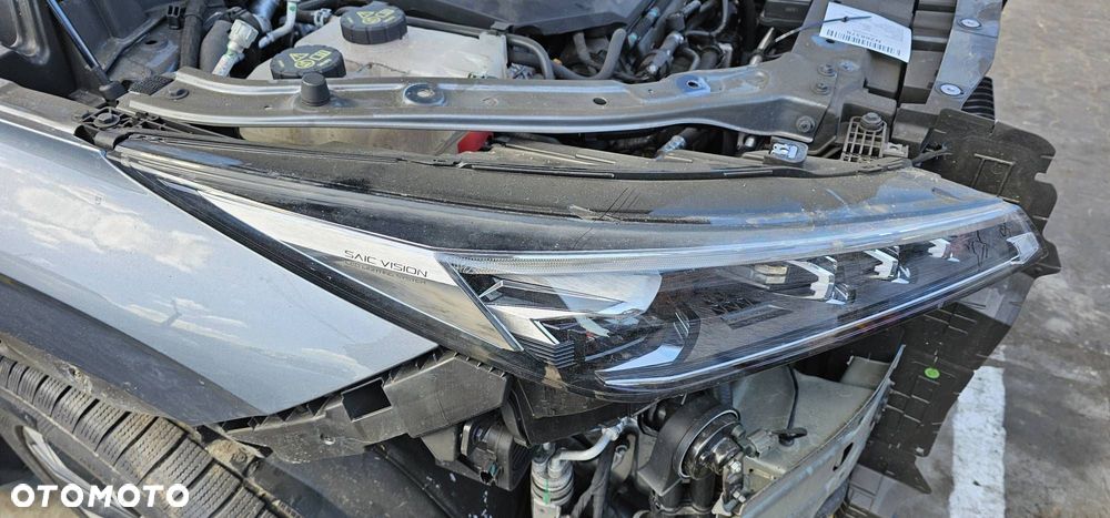 LAMPA PRAWA PRZÓD MG HS II LED 2024 - 1