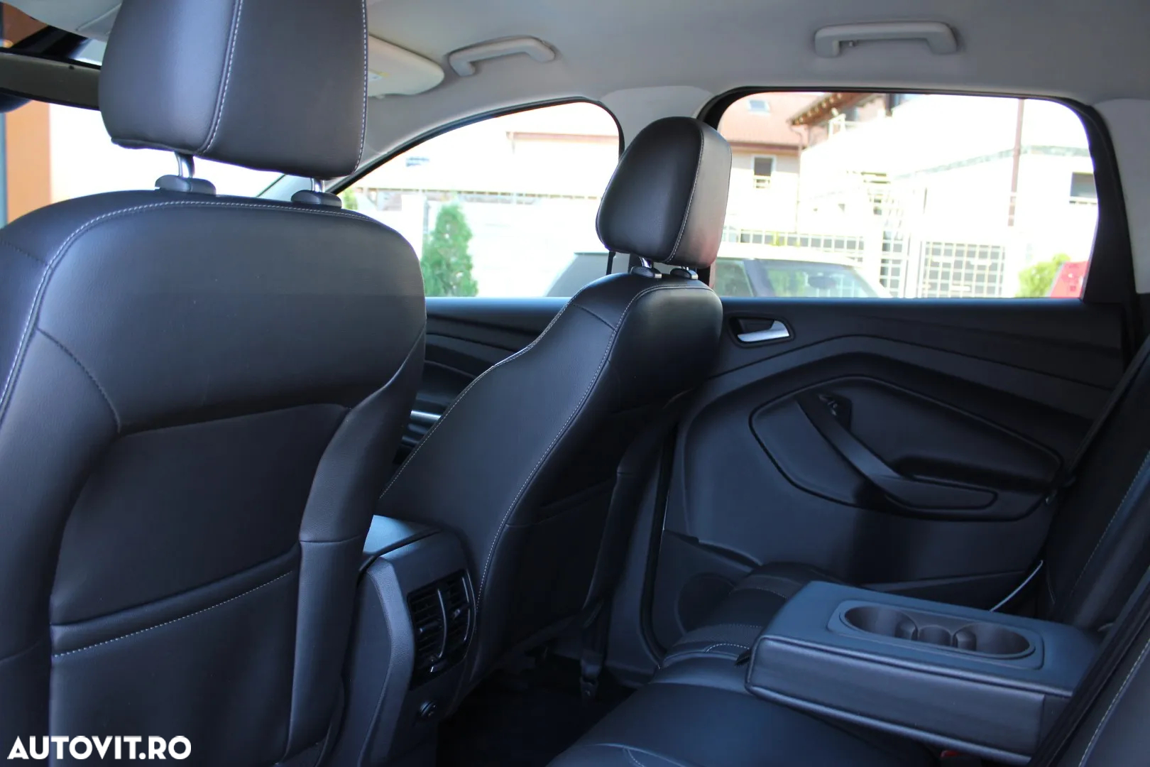 Ford Kuga - 9