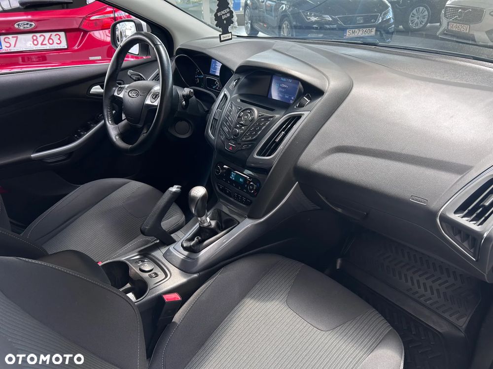 Ford Focus 1.6 EcoBoost Start-Stopp-System Titanium - 14
