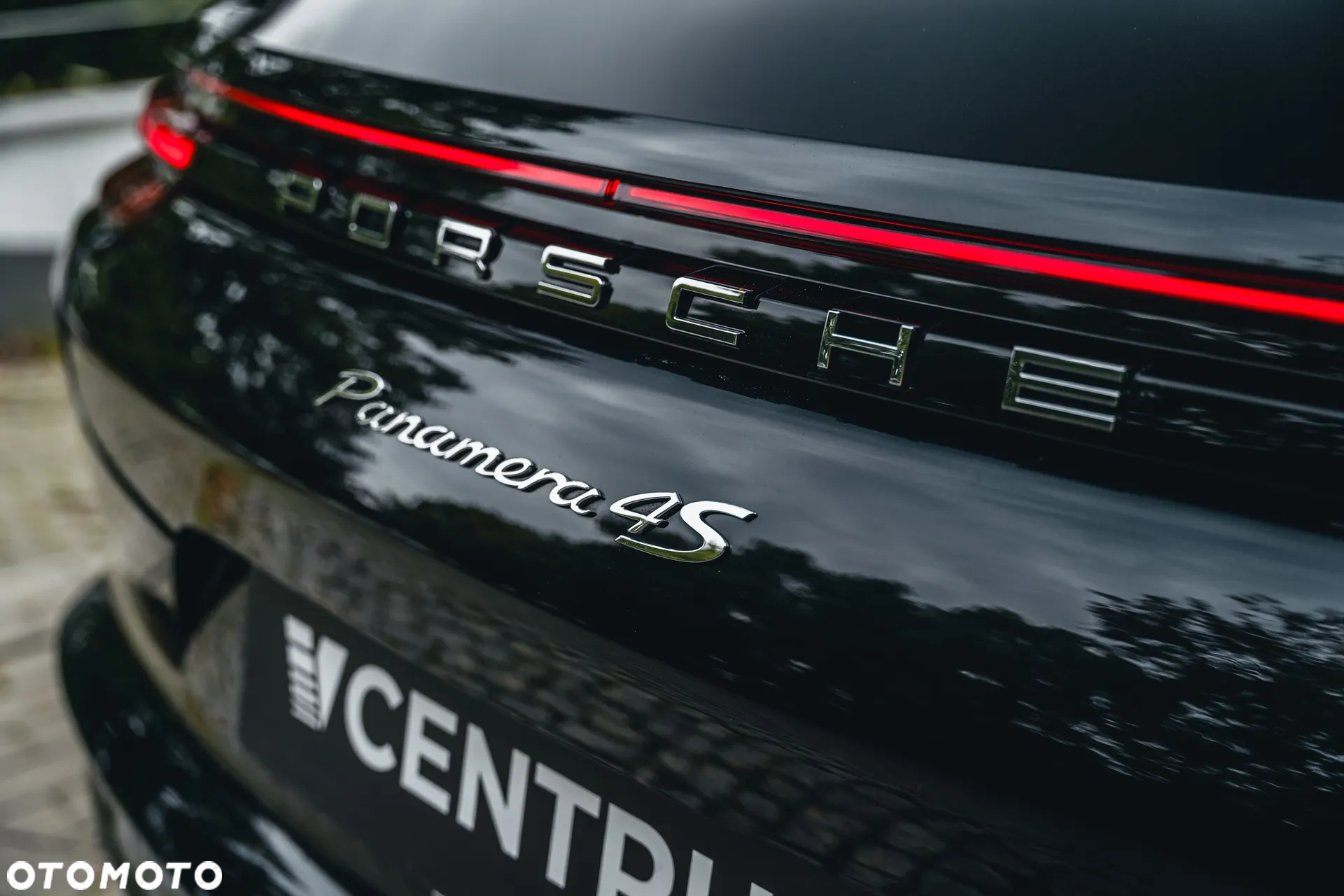 Porsche Panamera 4S - 11