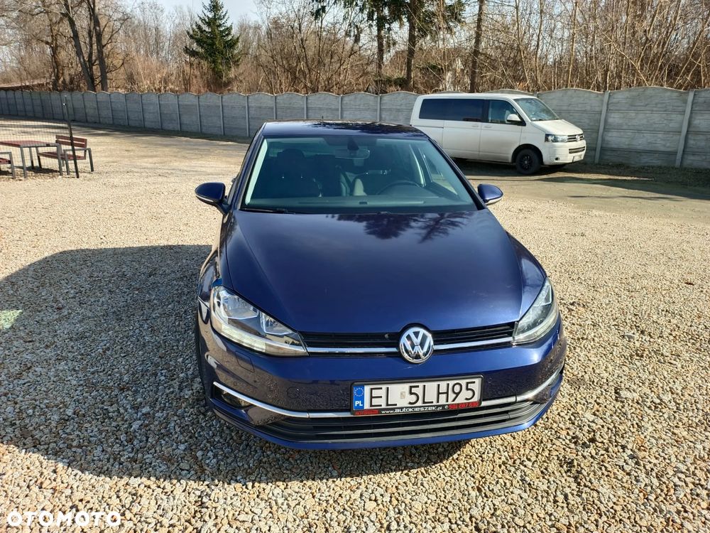 Volkswagen Golf - 10