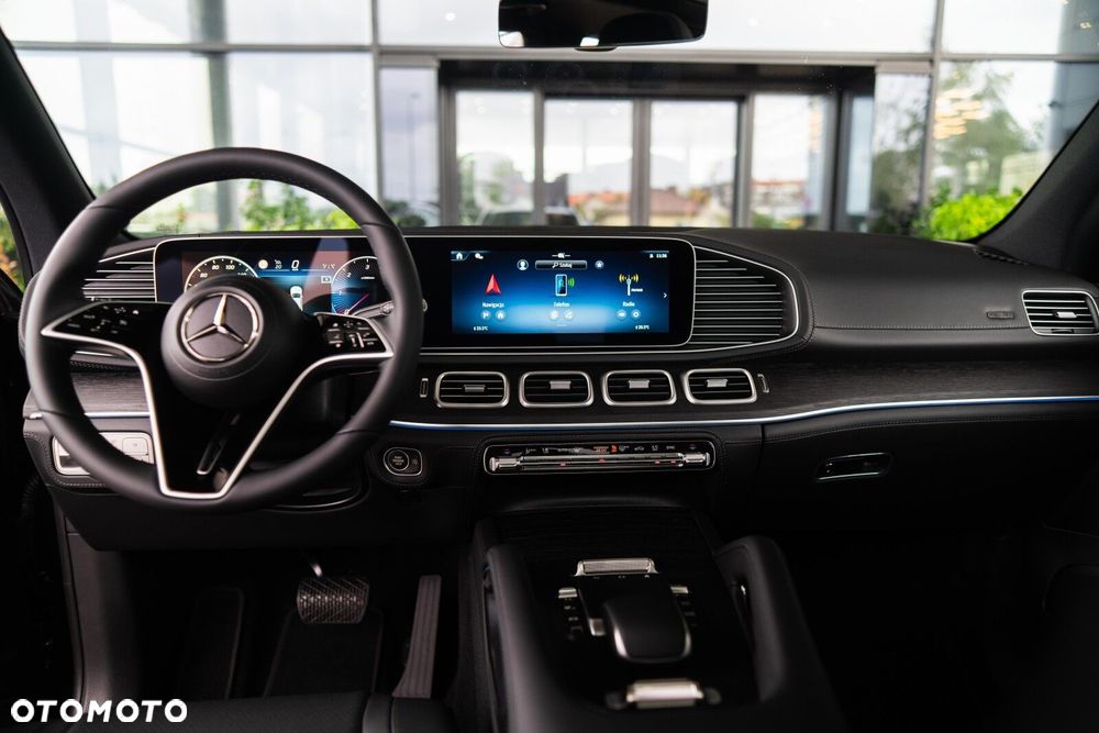 Mercedes-Benz GLE - 23