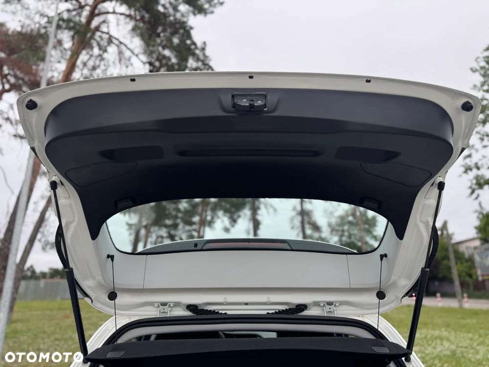 Fiat Tipo 1.4 16v Lounge EU6d - 29