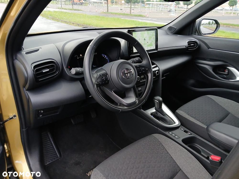 Toyota Yaris Cross Hybrid 1.5 Comfort - 17