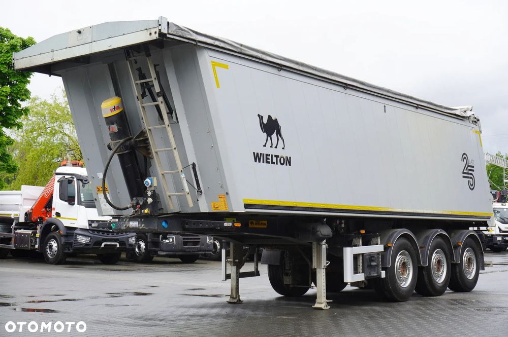 Wielton NW-3 / waga 6,2 t / poj. 38m3 / elek. dach / Teflon / 30 naczep r.2024_242568 - 13